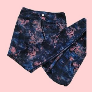 Lululemon water color leggings!